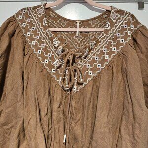 New Free People✨Joni Embroidered Top - Tan NWOT size XL MSRP $148